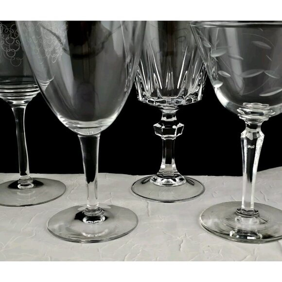 4 Mismatched Vintage Wine Glassware Collection etched mixed cocktail glasses - Picture 4 of 10